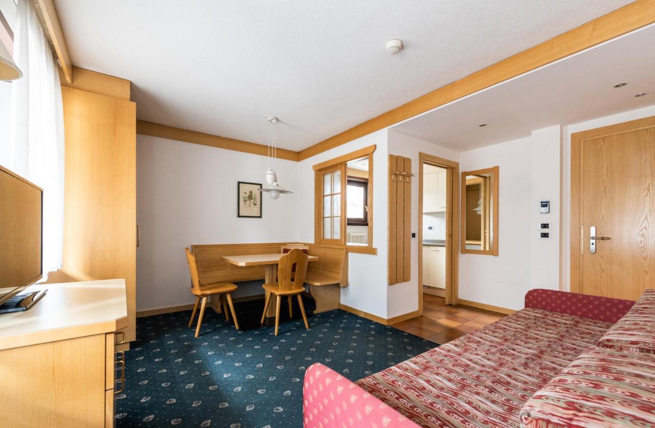 Aparthotel Antares