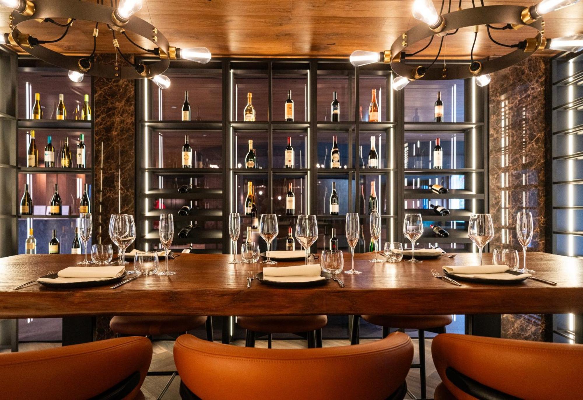 Antares Aparthotel