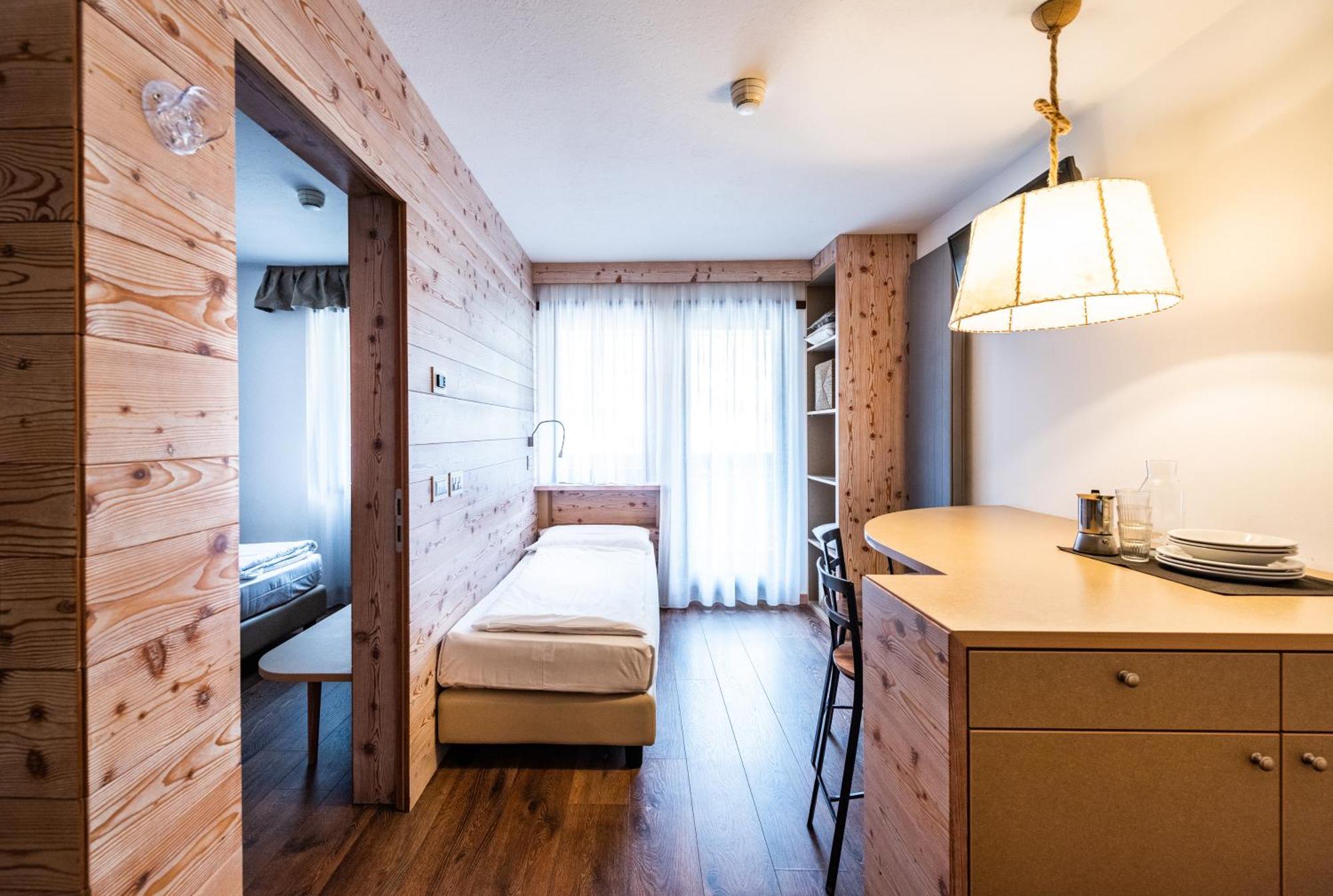 Aparthotel Antares 3*