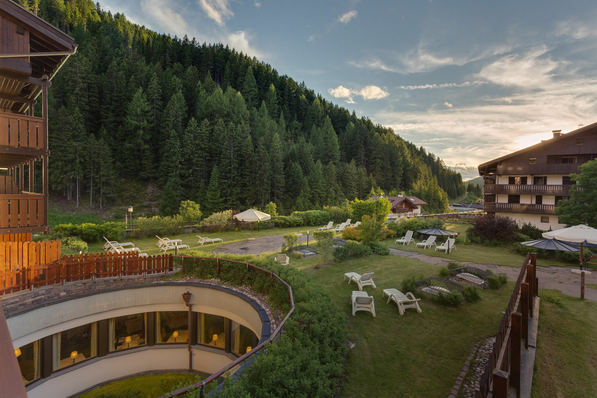 Antares Aparthotel Selva di Val Gardena