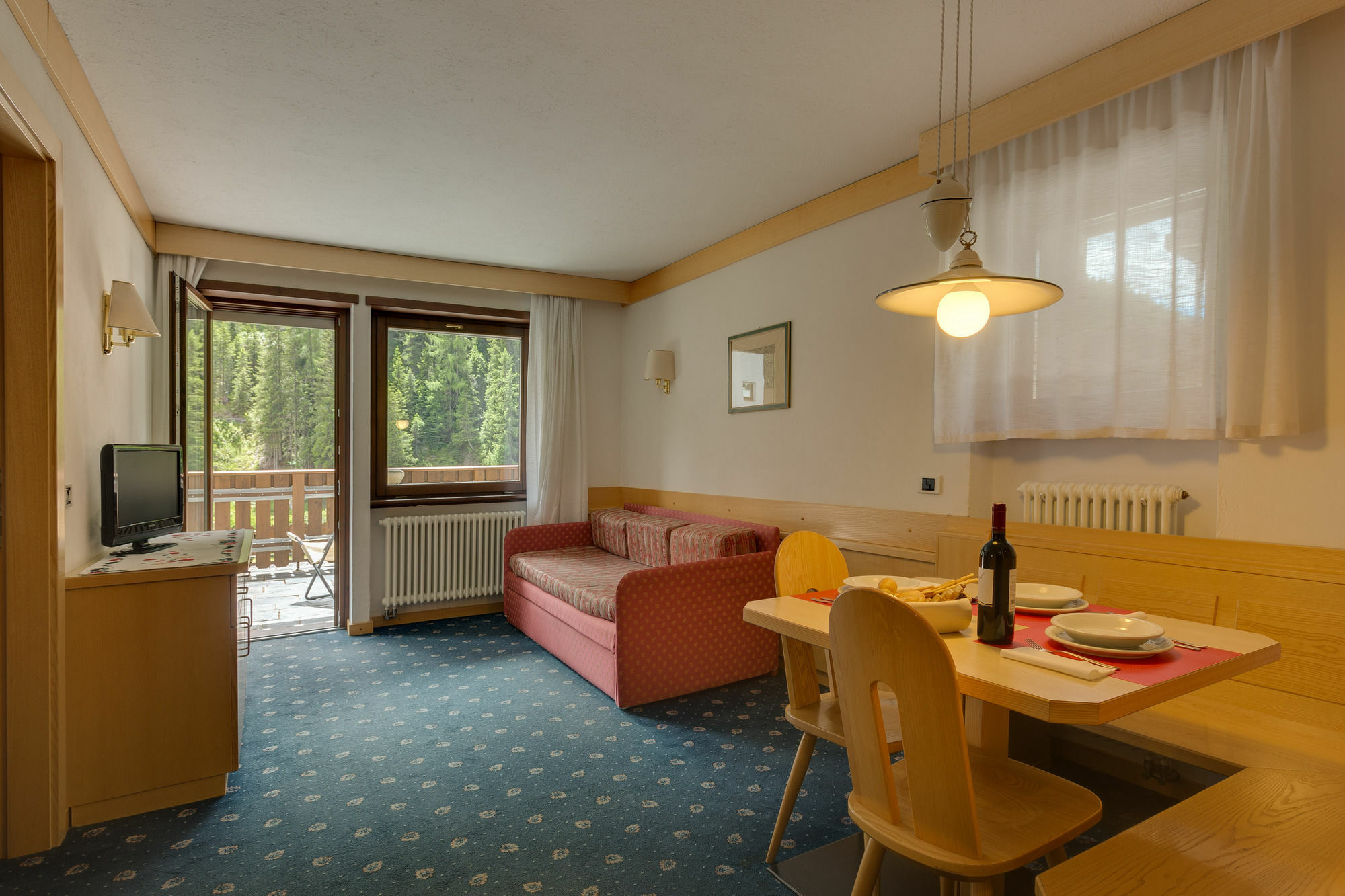 Antares Aparthotel